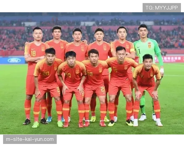 新月三中卫体系稳固 双边翼卫前插制造宽度优势