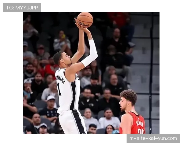 雷霆防守效率居联盟榜首 年轻核心执行力持续进步 雷霆防守效率居联盟榜首 年轻核心执行力持续进步