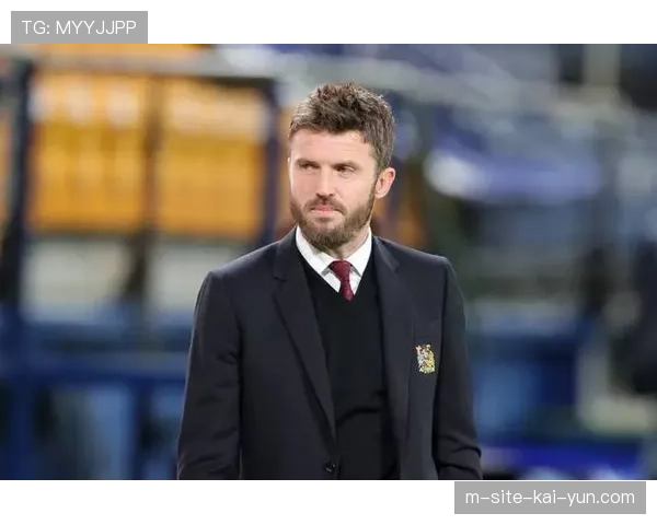 卡里克引入战术犯规哲学 审慎防守为红魔注入清晰度 卡里克引入战术犯规哲学 审慎防守为红魔注入清晰度